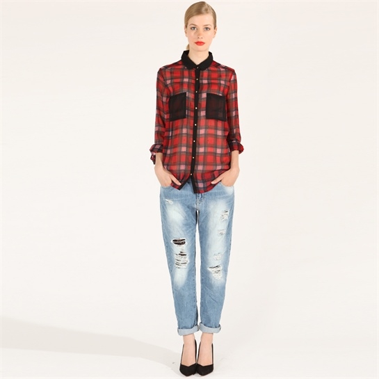 Chemise à carreaux en voile – 25.99€ Tendance mode : Limprimé écossais  les indispensables de la saison 
