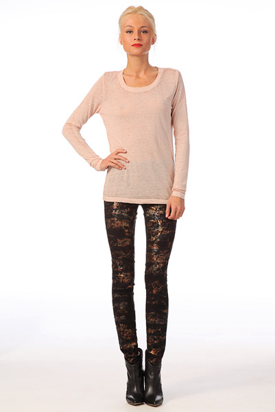 Legging femme : 15 modèles qui vont faire effet au bureau | et comment bien le porter Pieces Legging irisé Effie Legging femme : 15 modèles qui vont faire effet au bureau | et comment bien le porter