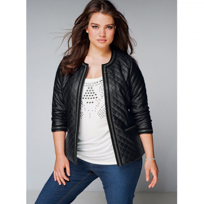 Veste matelassée femme 700x700 9 Magnifiques Vestes noires matelassées ! pour un look parfait | Femme 