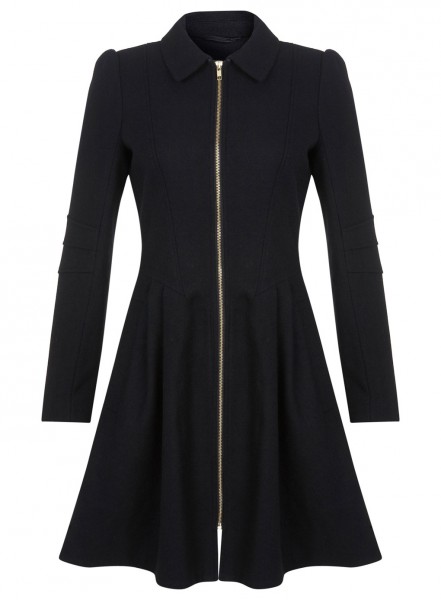 Manteau noir esprit corset 10500€ 441x600 6 magnifiques manteaux dhiver pour femme  à shopper chez Miss Selfridge 