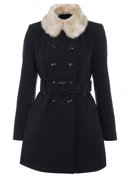 Petites tailles manteau bleu marine à col en fausse fourrure 9100€ 441x600 6 magnifiques manteaux dhiver pour femme  à shopper chez Miss Selfridge 