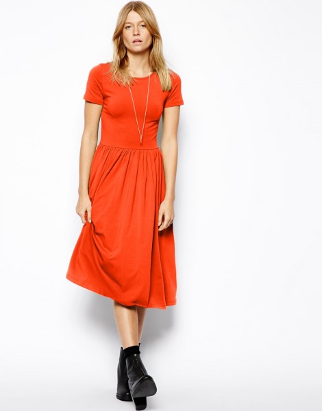 ASOS Robe patineuse mi longue à manches courtes 3473 € 470x600 Les 20 plus belles robes du printemps été 2014 | 