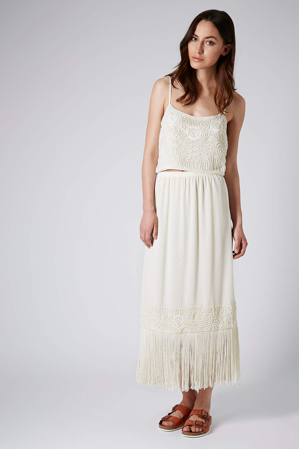 Maxi jupe avec franges sur lourlet Tendance Frange : 20 pièces qui vous irons Frangement bien
