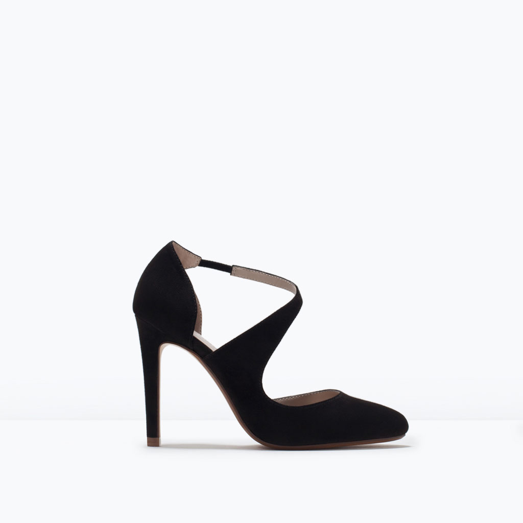 Escarpins talon et bout rond - 39,95 €