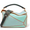 loewe Sac porté épaule en cuir texturé Puzzle par Paula’s Ibiza